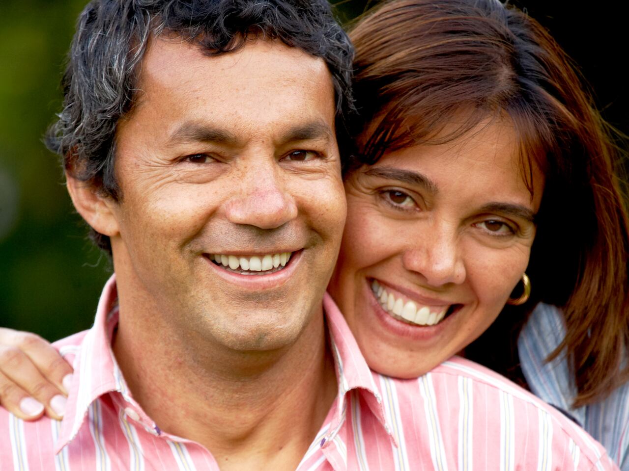 A couple in a moment of attunement, the work EFT supports